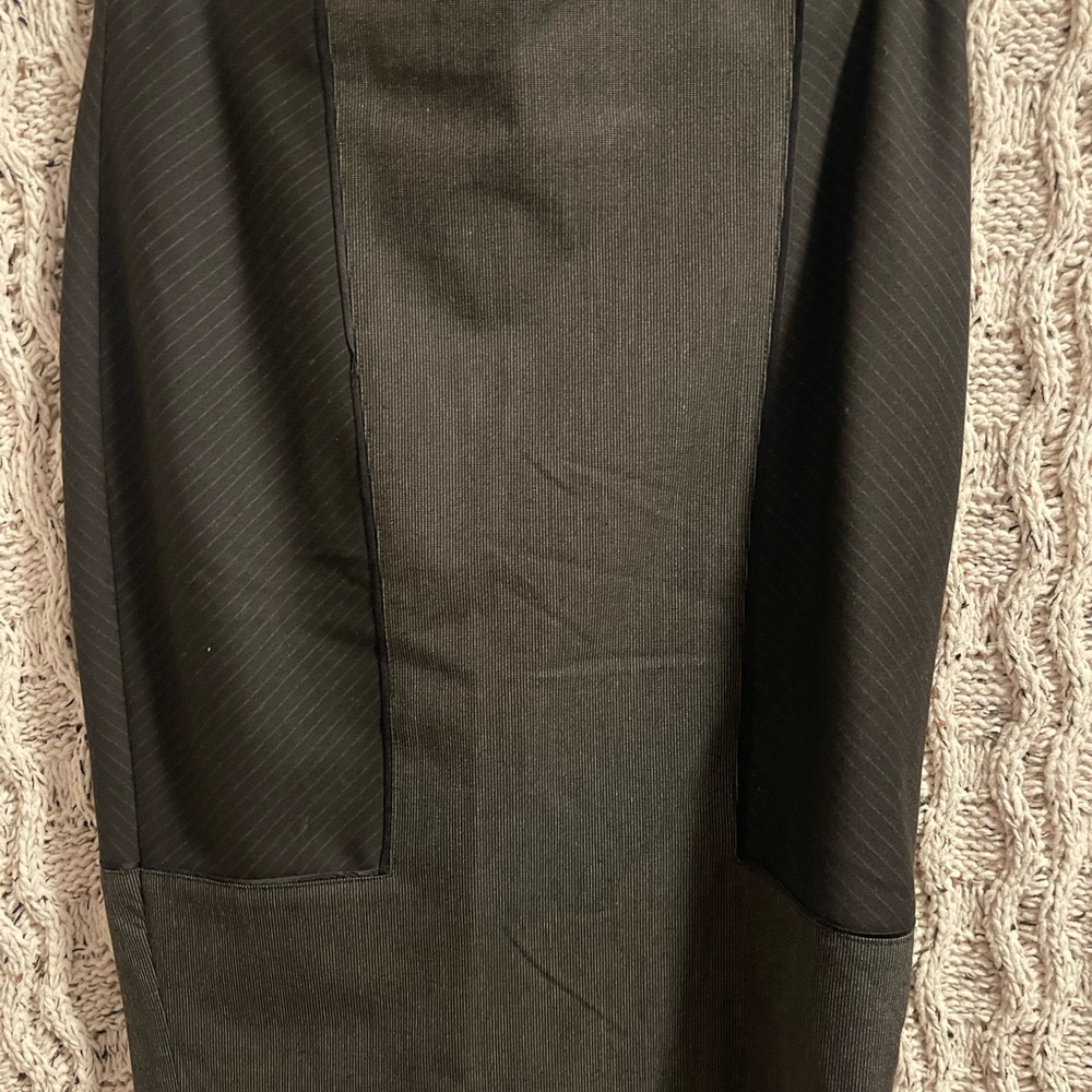 bebe Black Pencil Skirt